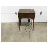 Singer Sewing machine in cabinet