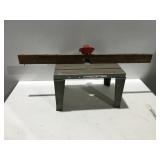 Craftsman router table
