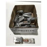 12 Open bar holders