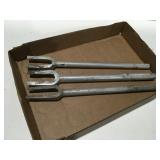 Pickle ball joint, Forks