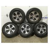 JEEP JK wheels and tires P255/70R18Comes with