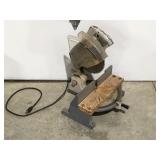 Delta miter box saw