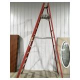 10 ft. Louisville. Step ladder.