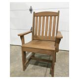 Composite outdoor chair has crack