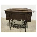 Vintage Minnesota sewing machine