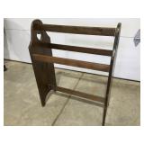 Quilt, blanket rack 24ï¿½ wide with throws