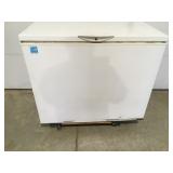 Frigidaire  energy star, Chest freezer 41? x 22?