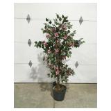 Artificial tree, 5 foot tall