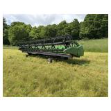 John Deere 630F grain head