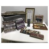 Decor in tote, no lid