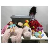 Tote of stuffed toys