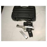 Smith & Wesson SW22 Victory .22