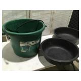 16 gallon, heated tub and feed container