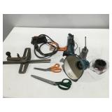 Miscellaneous items, scissors, light oil pan