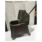 Rubbermaid, brute, mop, bucket, and ringer
