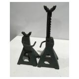 2 three ton Jack stands