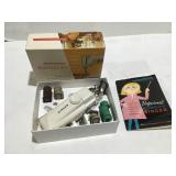 Vintage singer, professional buttonholer