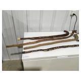 4 Wood walking canes