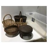 Baskets with tote& lid