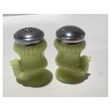 Boyd glass Salt and pepper shakers