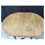 Vintage oak dropleaf table with 5 leaves