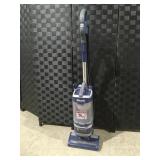 Shark lift away, vacuum untested