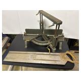 KROMEDGE craftsman miter box with saw