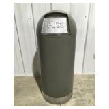 Vintage trashcan with insert