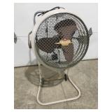 Vintage Westinghouse mobilaire floor fan Works