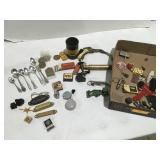 Miscellaneous vintage items