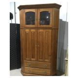 Wood corner entertainment center 85' x 48' x 26'