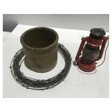 Vintage crock Lantren Barbwire