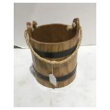 Wood bucket