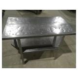 Stainless steel table 36ï¿½ x 20ï¿½ x 25ï¿½ tall