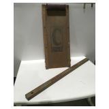 Creeper& 4 foot wood level