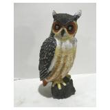 Plastic owl, 20 inches
