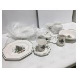 Christmas Nikko plates and cups servings for 4