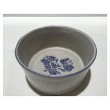 Pfaltzgraff  no 408 bowl