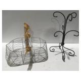 Metal basket and metal coffee cup holder