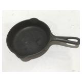 Griswold skillet no 3