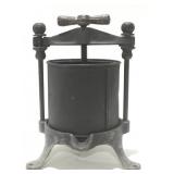 Vintage fruit press no.1, 2 quart