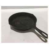 Cast iron skillet