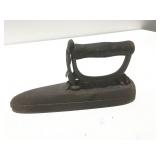 Vintage Sensible # 5 sad iron