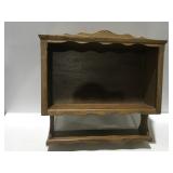 Wood shelf approximately 22ï¿½ x 22ï¿½