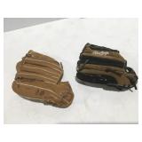 2 Rawlings childï¿½s baseball gloves