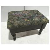 Padded stool with storage
