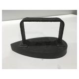 Vintage D.C. no. 7 sad iron