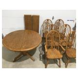 Oak table with six chairs 2leaves