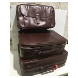 Vintage American tourist 3 piece luggage set
