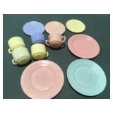 Vintage childrenï¿½s tea set